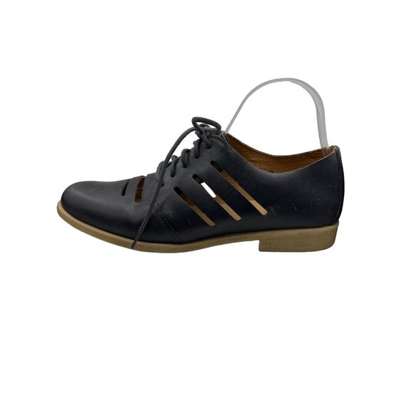 Born Jakob women’s size 10M Yankee Blue leather uppers and lining lace shoes - Picture 2 of 9